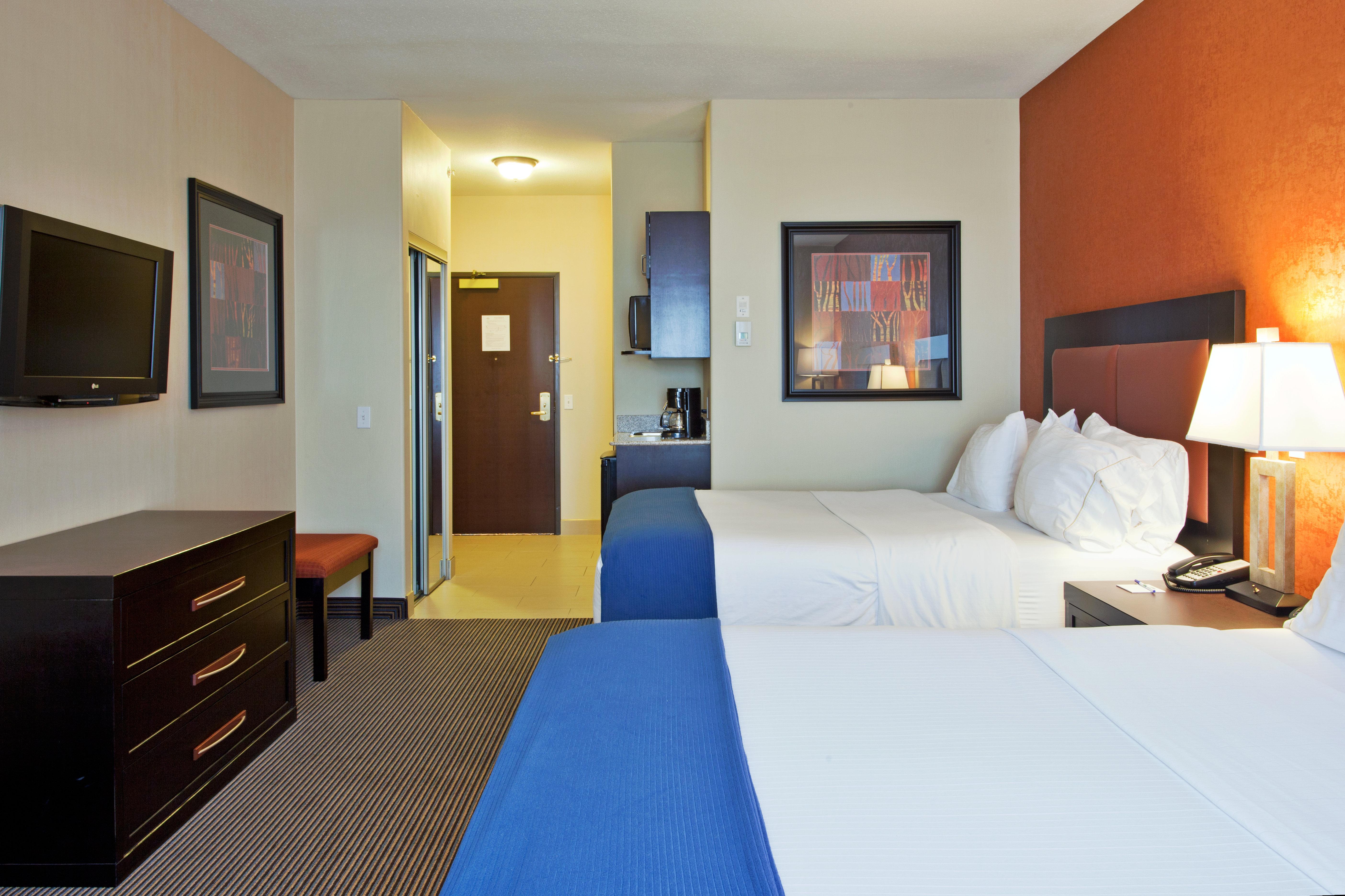 Holiday Inn Express Airport Calgary By Ihg Dış mekan fotoğraf