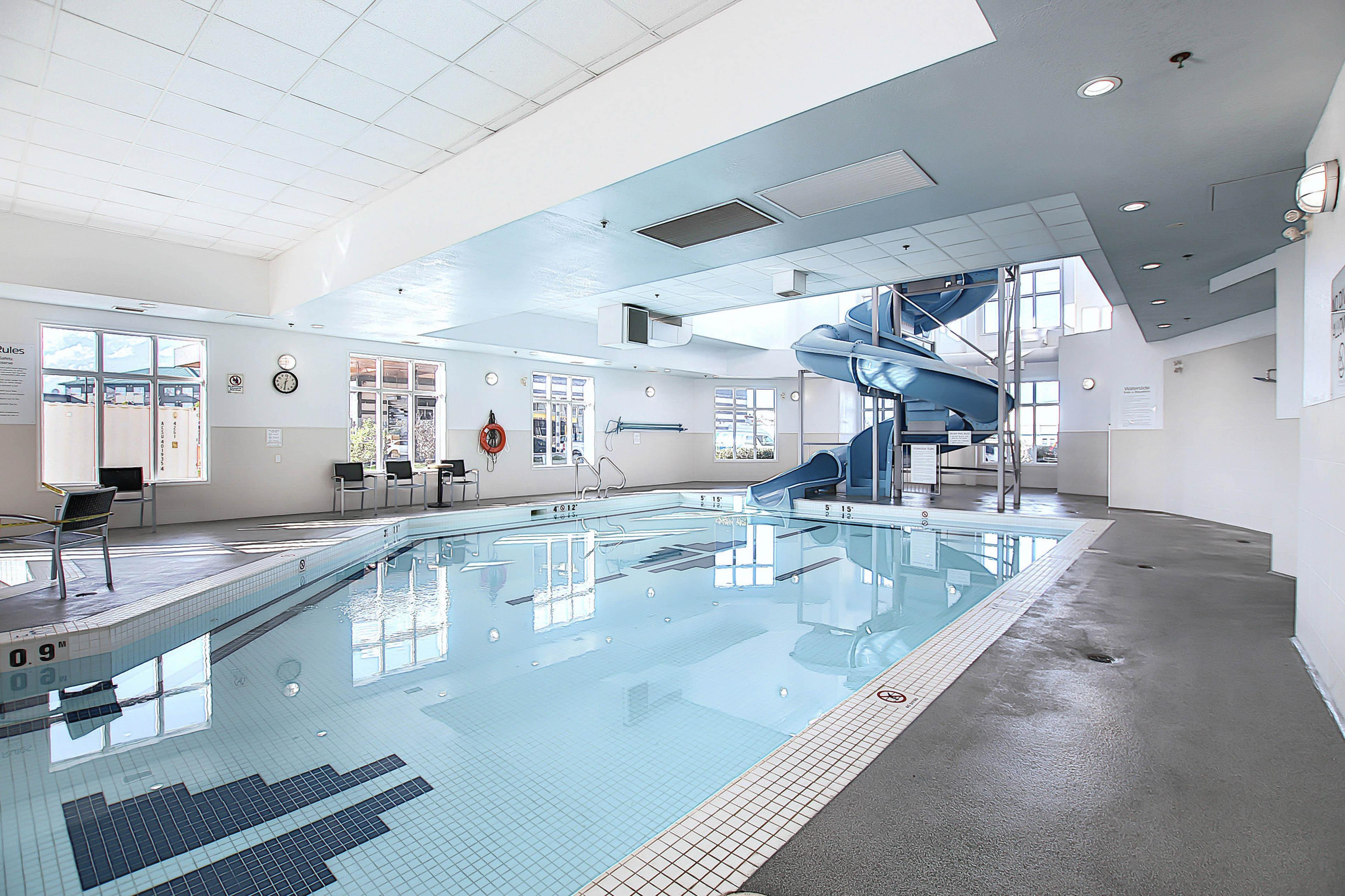 Holiday Inn Express Airport Calgary By Ihg Dış mekan fotoğraf